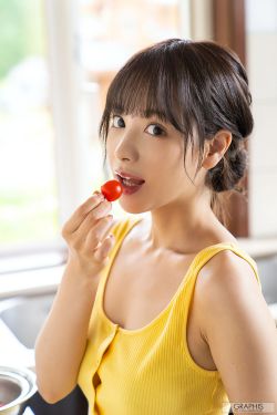 美女尿口